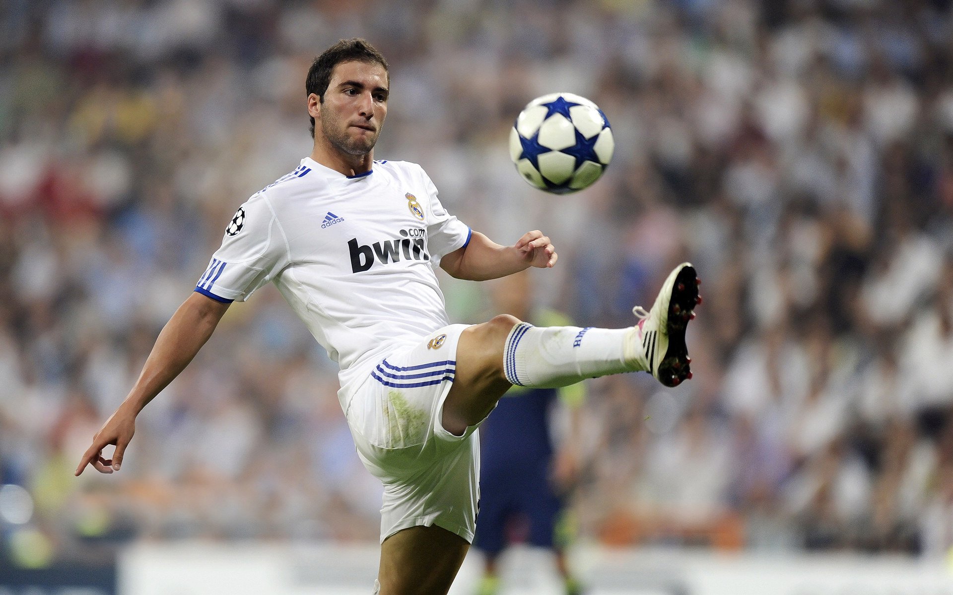 开云电竞赛事-法甲球队采用个性化恢复模型优化比赛间训练安排,法甲风格